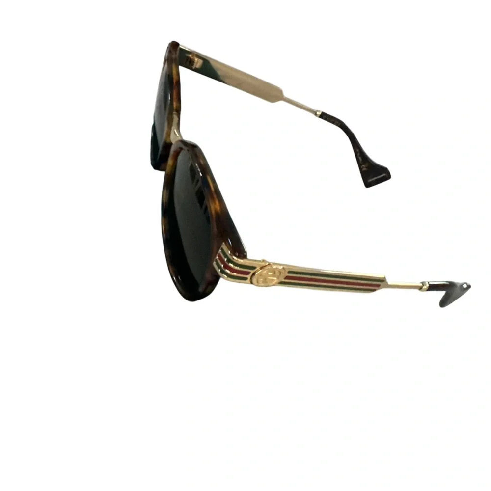 Gucci GG0586SA Black & Gold Sunglasses‎ Authentic Pre-Owned with Case & Pouch